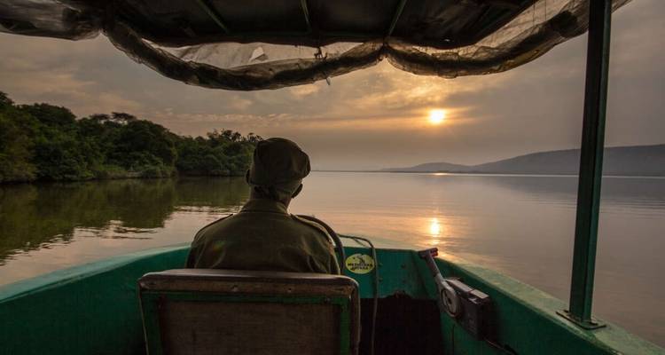 Safari a Uganda con gorilas y chimpancés - Explore! 9