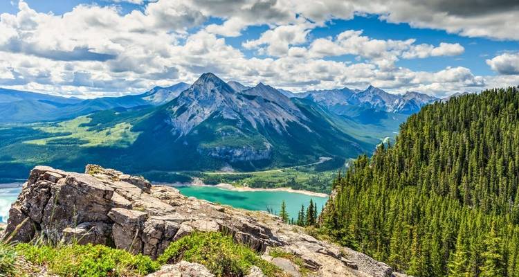 Marcher dans les Rocheuses canadiennes - Explore! 10