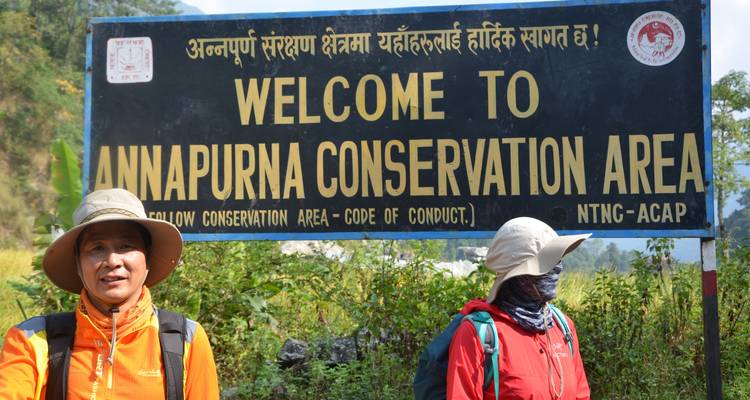 Excursionismo de yoga al campamento base del Annapurna - Himalayan Recreation Treks & Expedition Pvt.ltd 2