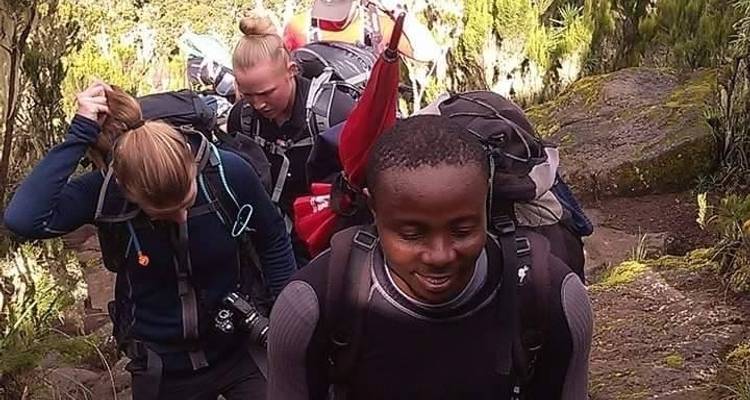 Ruta Rongai de 7 días - Un viaje remoto y panorámico a la cima del Kilimanjaro - Kilimanjaro Wonders Expedition Safari 6