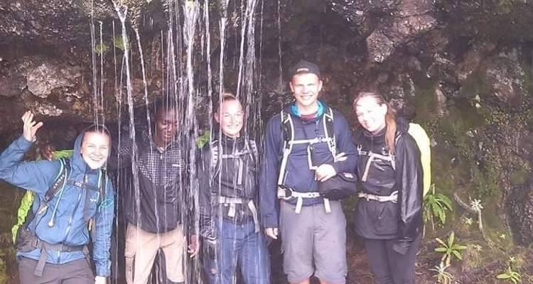 Ruta Rongai de 7 días - Un viaje remoto y panorámico a la cima del Kilimanjaro - Kilimanjaro Wonders Expedition Safari 10