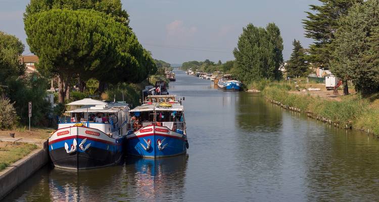 Tour de Provence et de Camargue à vélo et en péniche : d'Aigues- Mortes à Avignon - Girolibero - Cycling holidays 1