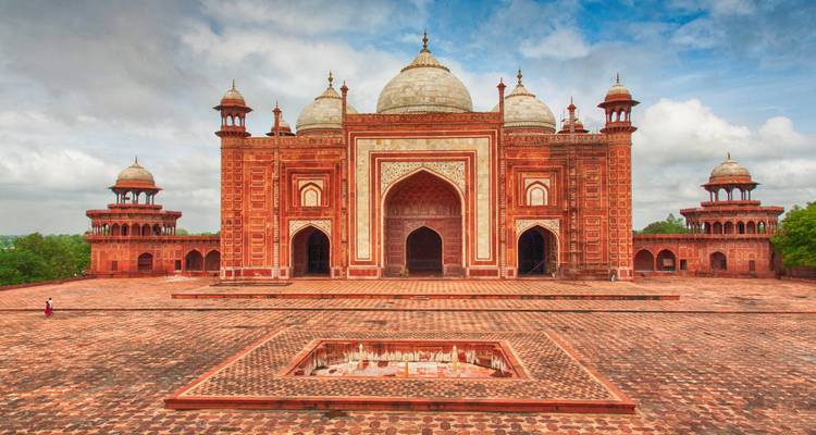 Magic of Taj Mahal & Krishna - Golden Triangle with Vrindavan !! - MTA Destination Management Company 4
