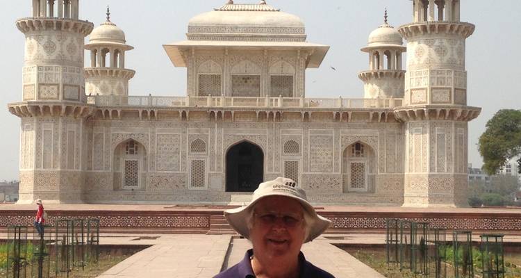 5 Days Golden Triangle Tour by Car and Driver - Colourful Indian Holidays 1