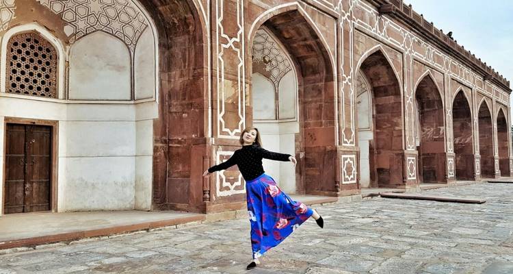 5 Days Golden Triangle Tour by Car and Driver - Colourful Indian Holidays 2