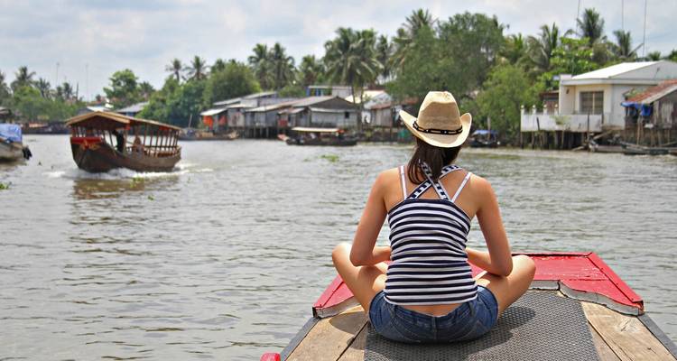 Un Vietnam vibrant : Manger dans la rue, croisière dans la baie d'Halong et aventures dans le Mékong - Footsteps Indochina Travel 8