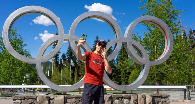 Rockies Western Canada Iconic Sites: 8-Day Tour - Discover Canada Tours 6