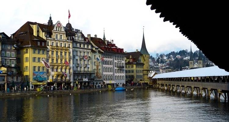 La Suisse spectaculaire - Globus 6
