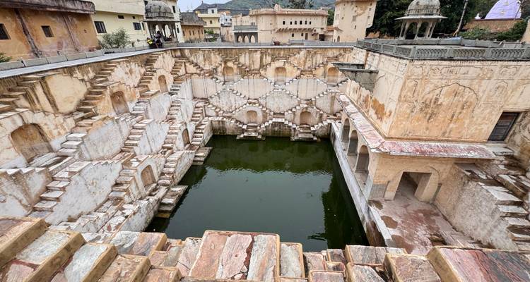 Circuit privé de luxe de 11 jours dans le Triangle d'Or avec Khajuraho et Varanasi - India Golden Triangle Tours  3