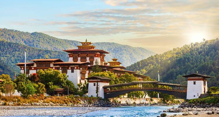 Himalayan Kingdoms - Encounters Travel 4