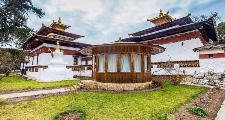 Himalayan Kingdoms - Encounters Travel 8