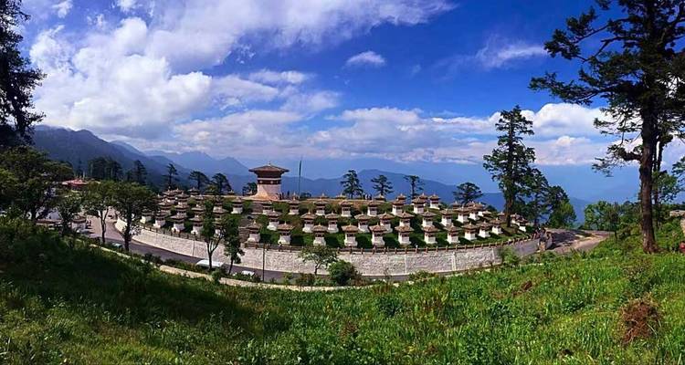 Circuito cultural a Bután con una excursión de 2 días a Bumdrak - Bhutan Acorn Tours & Travel 10