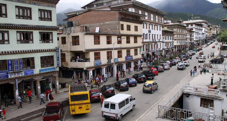Circuito cultural a Bután con una excursión de 2 días a Bumdrak - Bhutan Acorn Tours & Travel 9