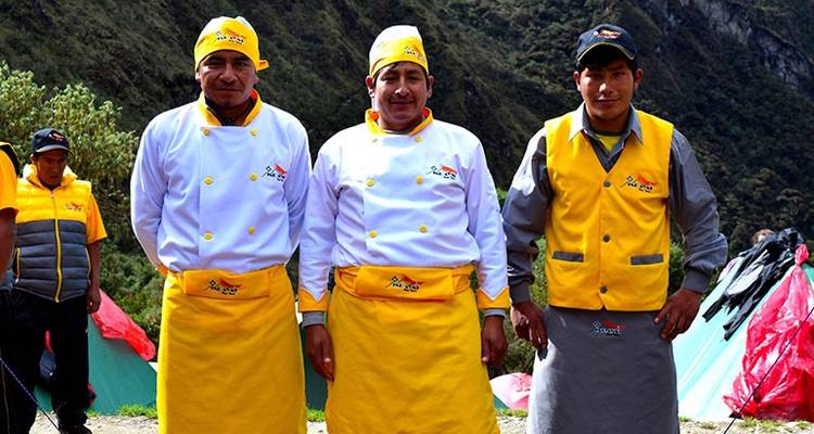 04 Day Classic Inca Trail to Machu Picchu - Small Group Service - Inkayni Peru Tours 10