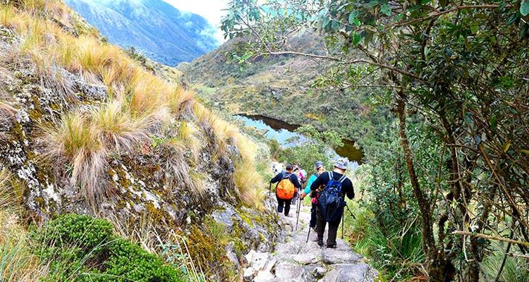 04 Day Classic Inca Trail to Machu Picchu - Small Group Service - Inkayni Peru Tours 3