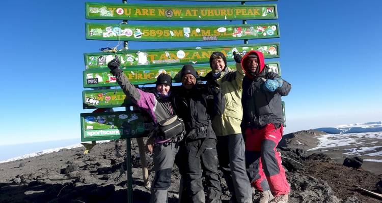 Ascension du Kilimandjaro sur la route de Machame Trek de 6 jours, circuit de 8 jours - Nomadic Adventures 6