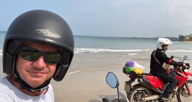 Top Gear Vietnam Motorbike Tour de Hanoi à Saigon sur la piste Chi Minh - DNQ Travel 8