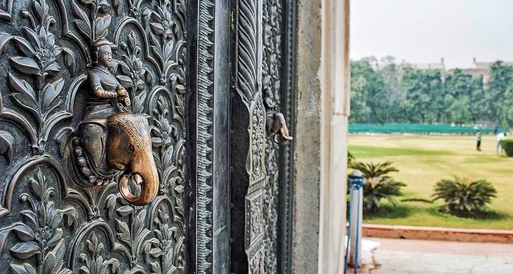 2 jours de visite du Taj Mahal en train express Gatimaan - Divyan Holidays 10