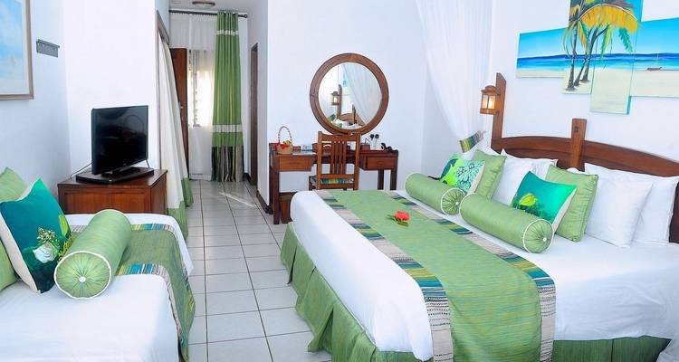4 Days Kenya Beach Safari - Shells of Africa Safaris 3