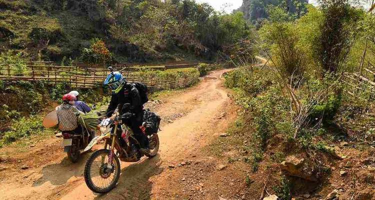 Circuit moto au Vietnam : Ba Be, Ban Gioc, Thac Ba, Lang Son - DNQ Travel 10