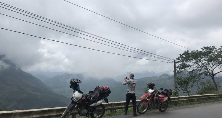 Vietnam Motorcycle Tour to Ba Be, Ban Gioc, Thac Ba, Lang Son - DNQ Travel 8