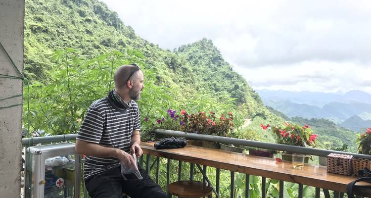Vietnam Motorcycle Tour to Ba Be, Ban Gioc, Thac Ba, Lang Son - DNQ Travel 2
