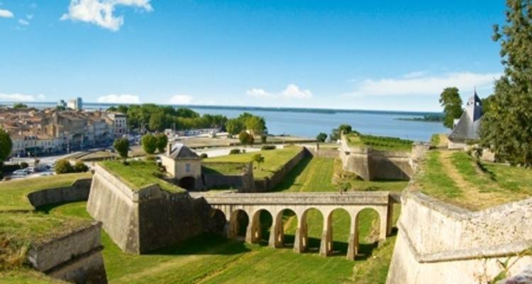 Un crucero por Aquitania: los grandes vinos del sur de Francia - crucero puerto a puerto - CroisiEurope River Cruises 1