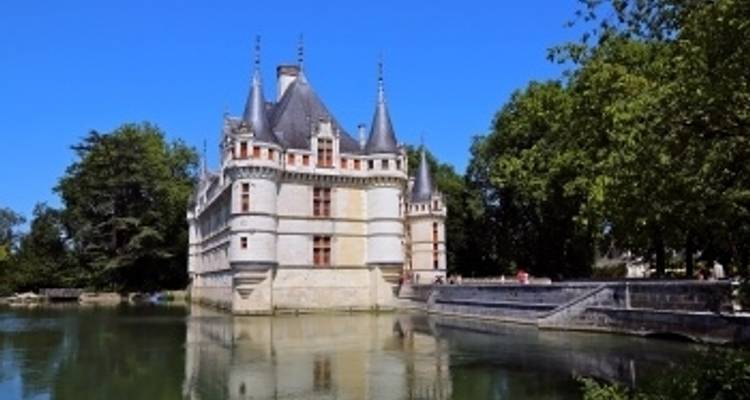 From the Châteaux of Chambord and Chenonceau to the Loire Valley (10 destinations) - CroisiEurope River Cruises 8