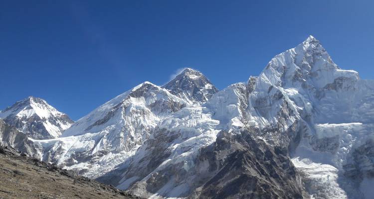 Excepcional travesía por el campamento base del Everest - Destination Unlimited Treks and Expeditions Pvt Ltd 7