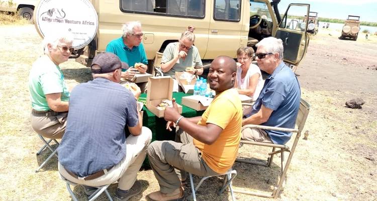 4 Jours 3 Nuits Tarangire ,Serengeti et; Ngorongoro Lodge Safari - Migration Venture Africa  1