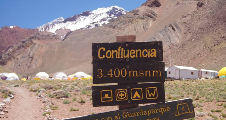 La paroi sud de l'Aconcagua : Trekking jusqu'à la Plaza Francia - Destino Montana 7