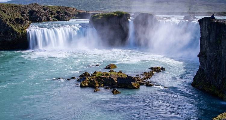 Gems of Iceland with Northern Lights - Globus 6