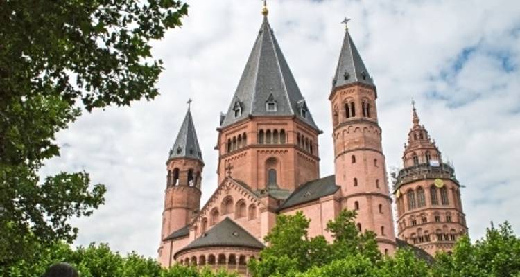 The Magic of Christmas: Savory delights and holiday traditions on a Rhine River cruise - CroisiEurope River Cruises 7