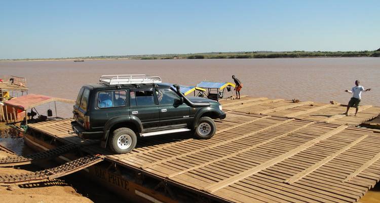 West of Madagascar in 12 Days - Green Island Discovery 4
