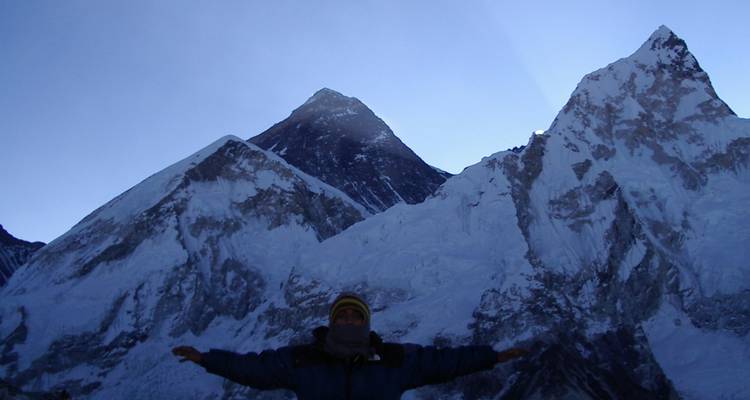 Excursionismo al Campamento Base del Everest en helicóptero - Exciting Nepal Treks and Expedition  7