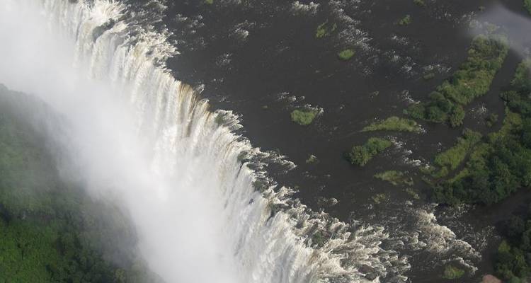 Cataratas Victoria Hwange y Chobe - Afro Honeyguide Adventures 9