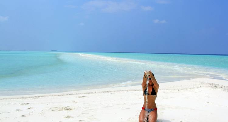 Maldives:  4 day tour!  Maafushi + Island Hopping - BeachLife Tours 7