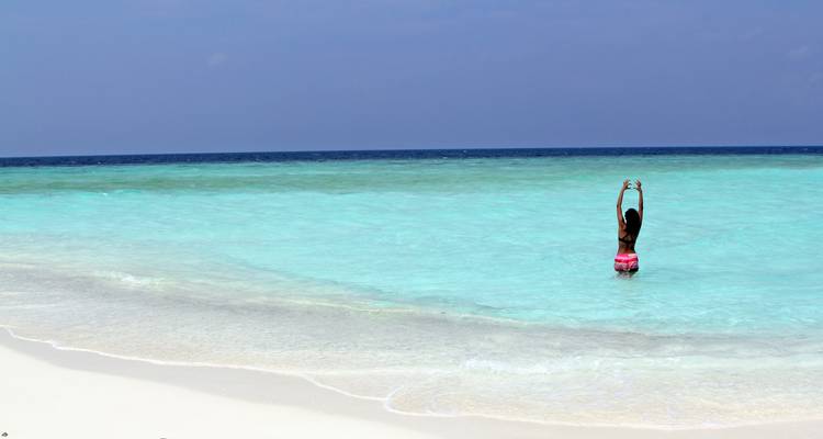 Maldives:  4 day tour!  Maafushi + Island Hopping - BeachLife Tours 9