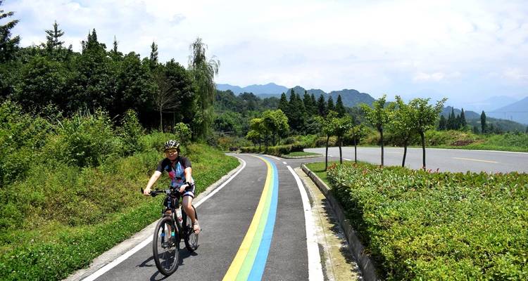 Cycle de 9 jours Royaume des pandas, province du Sichuan, Chine - Sichuan Adventure 7