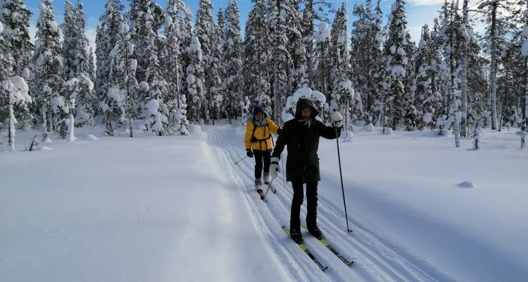Diversión invernal en Finlandia - vacaciones multiactividad - Upitrek 8
