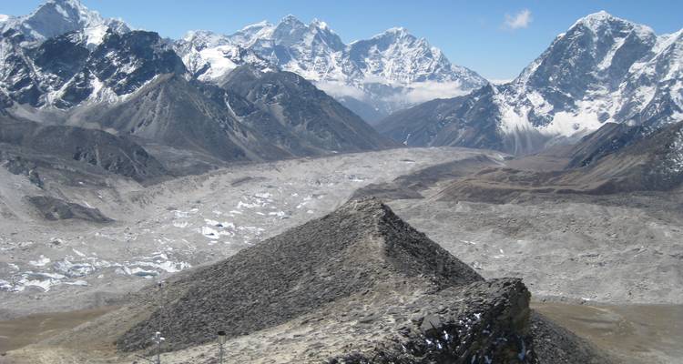 Island Peak and Everest Base Camp Trek for 2025/2026 - Himalaya Heart Treks & Expedition[P] Ltd  2