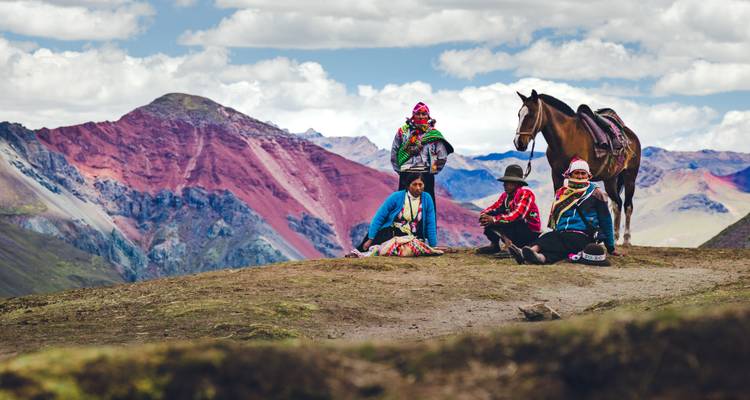 2 días Montaña arcoíris + 1 día Machu Picchu en tren - FlashpackerConnect 2