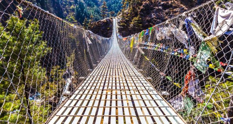 Excursionismo en campamento base del Everest - Amazing Authentic Treks  4