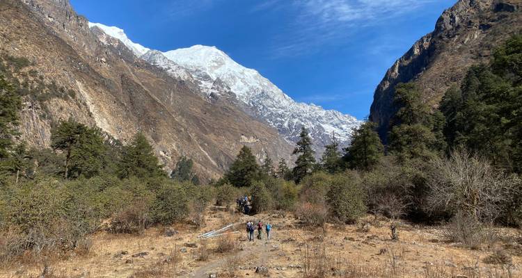 Excursionismo en Langtang Helambu - Getaway Nepal Adventure Pvt. Ltd 1