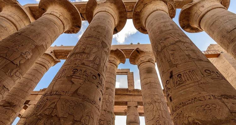 Colonnade with hieroglyphics in an ancient temple.