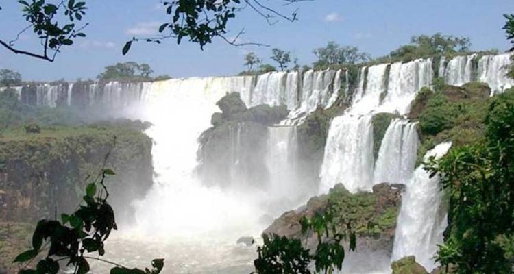 5-Day Puerto Iguazu Adventure Tour - Tangol Tours 9