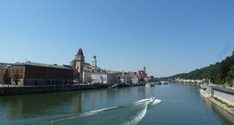 Passau to Vienna Cycling - Exodus Adventure Travels 4