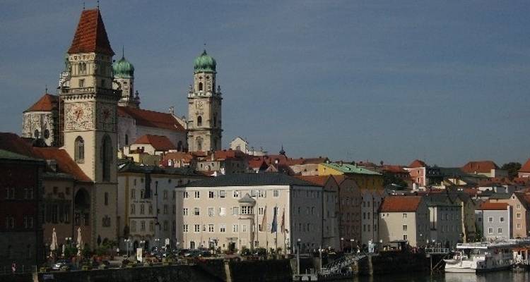 Passau to Vienna Cycling - Exodus Adventure Travels 1