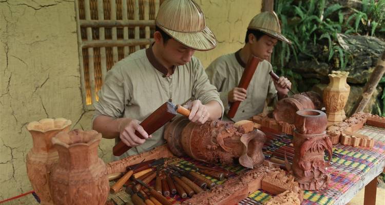 Aldea Tradicional de Hanoi - Cerámica Bat Trang, Pintura Popular Dong Ho y Dong Ky - Asia Focus Travel 1