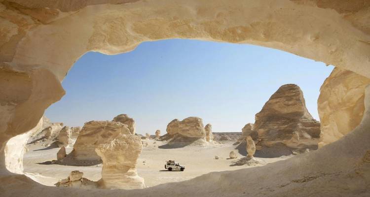 Visita panorámica de Egipto: El Cairo, Desierto Blanco, crucero por el Nilo y mar Rojo - Look at Egypt Tours  9